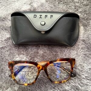 Diff Eyewear Tortoise Shell Women's Glasses